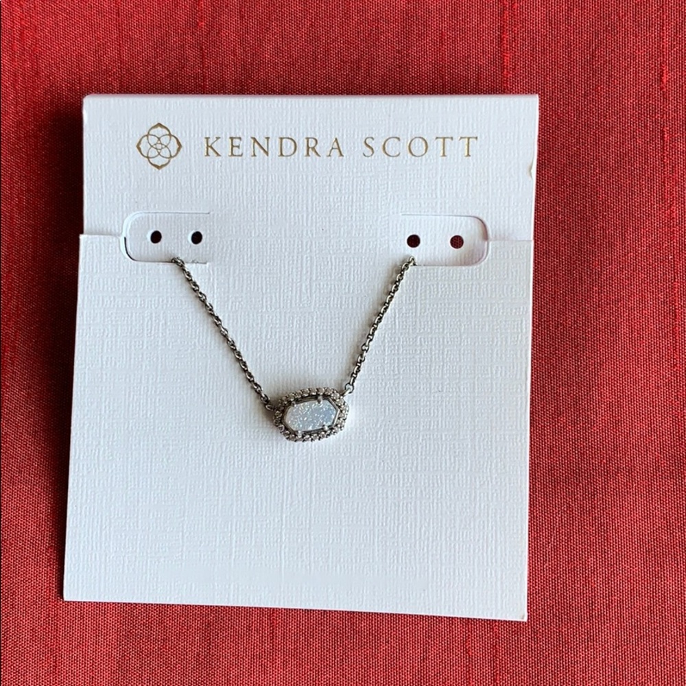 Kendra Scott Chelsea necklace